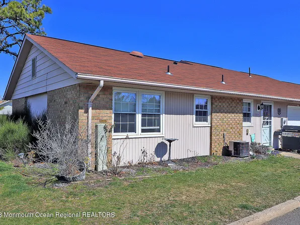 57D Edinburgh Lane #D, Manchester, NJ 08759