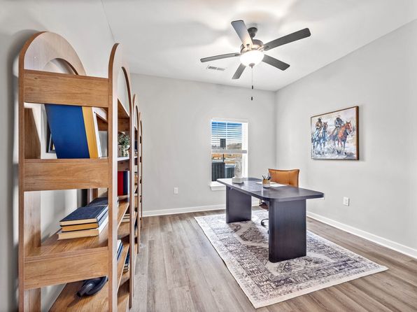 1750 Veterans Way #1-109