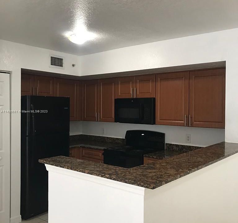 1st image of 13770 NE 3rd Ct APT 101