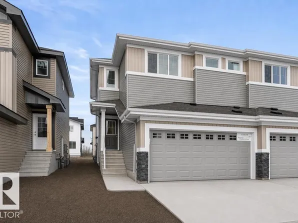 922 18th Ave NW, Edmonton, AB T6T 2N2