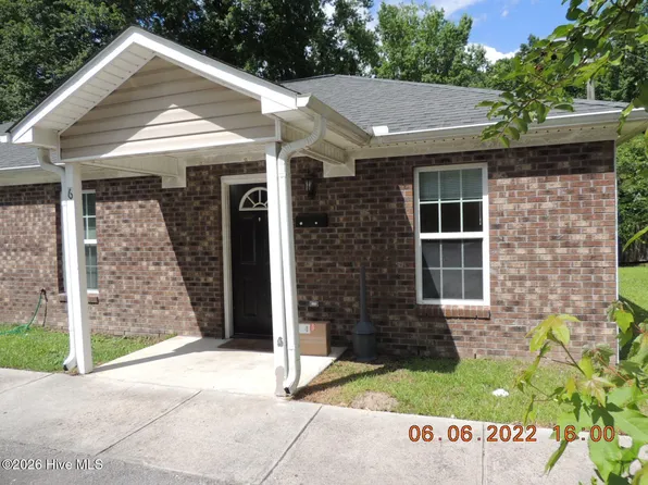 130 Miracle Dr APT 6, Jacksonville, NC 28546