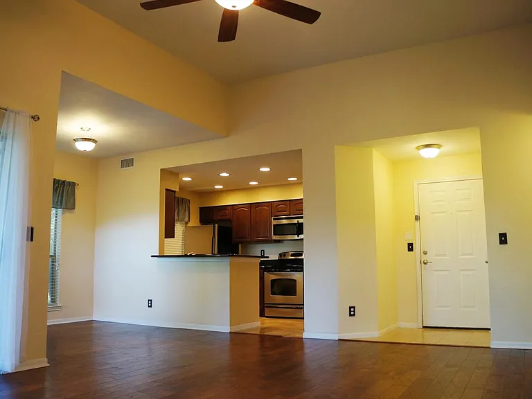 6000 Shepherd Mountain Cv #1212 — Photo 8