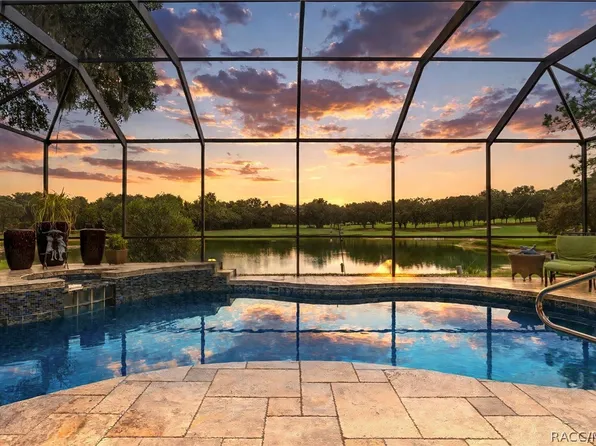 3215 N Pinelake Village Point, Lecanto, FL 34461