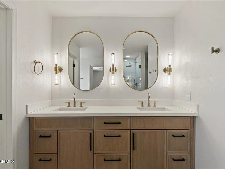 2289 W Hayden Peak Dr — Photo 19