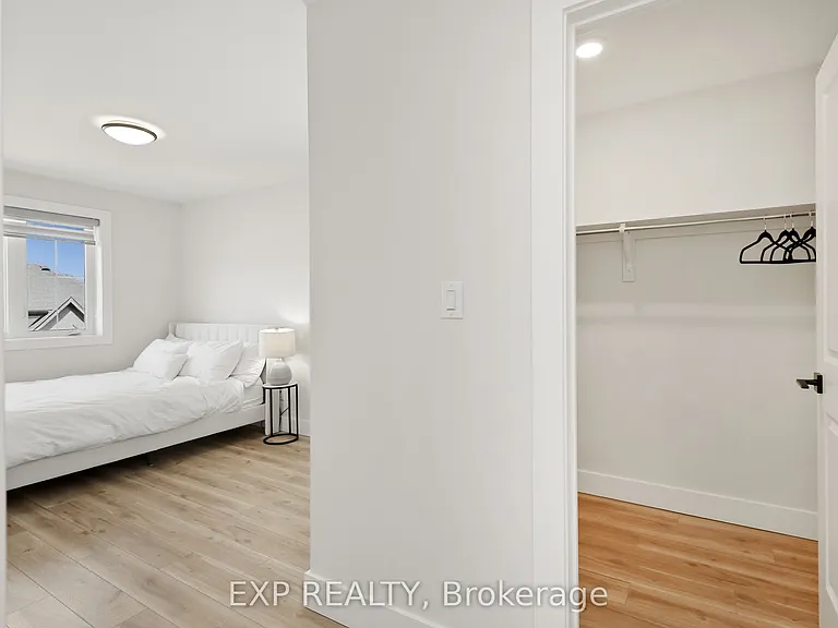 142 Sycamore St — Photo 37
