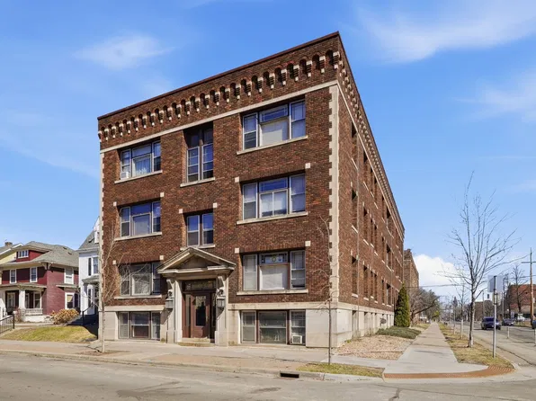 Modesto, 2545 Garfield Ave APT 34, Minneapolis, MN 55405
