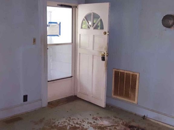 4th image of 66 Iowa Ln