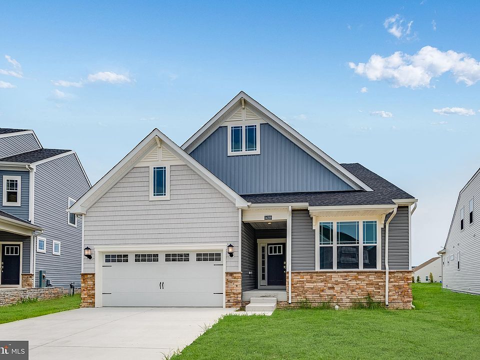 1st image of 34299 Graham Cir
