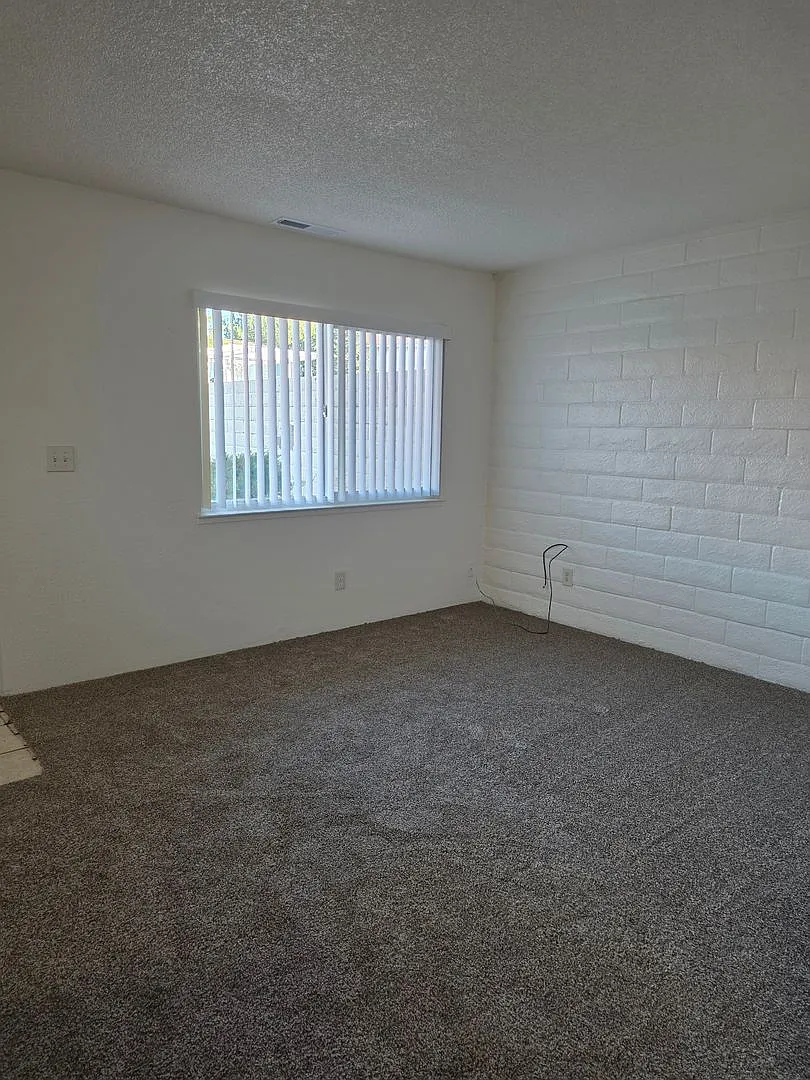 Parkview Villas & Apts — Photo 3