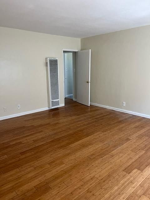 2nd image of 11445 Sherman Way APT 3