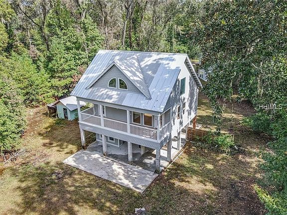 2nd image of 60 Beach Dr