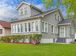 2 Elizabeth St, Calumet City, IL 60409