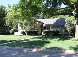 1864 S 110th St, Omaha, NE 68144