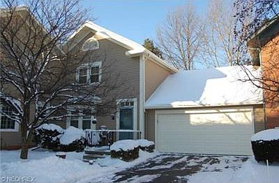 1st image of 34 Hudson Common Dr