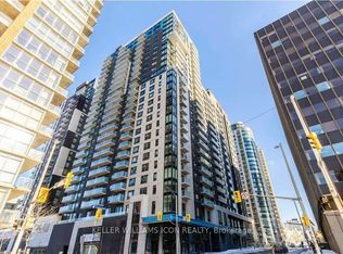 180 George St #805, Ottawa, ON K1N 9M2