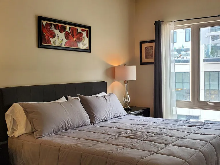 450 J St #4111 — Photo 7