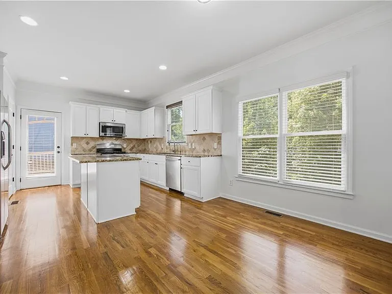455 Park Place Ct — Photo 11