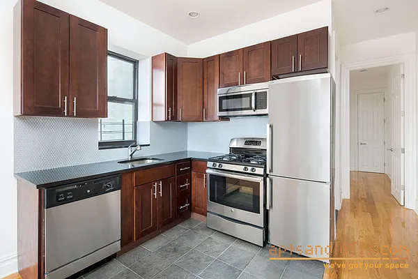 Rented by aptsandlofts.com | media 28