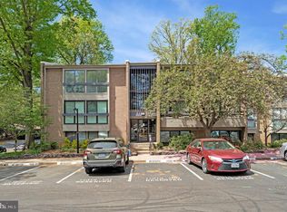 Woodwinds Condo, Reston, VA 20191