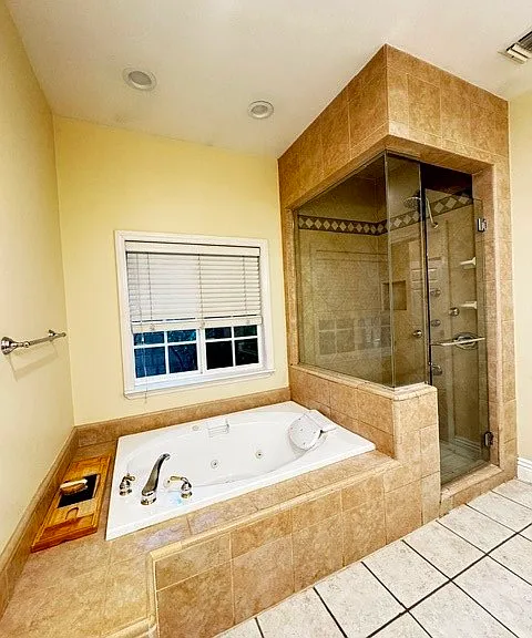 14320 Hortense St — Photo 13