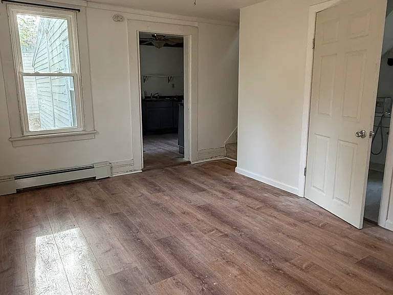 19 1/2 Van Dorn St — Photo 7
