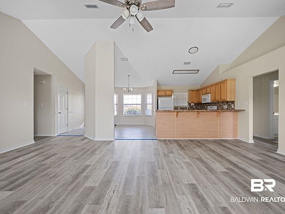 3rd image of 2490 W Ashford Park Dr