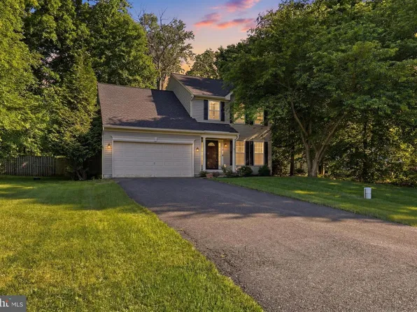 24 Topeka Ct, Conowingo, MD 21918