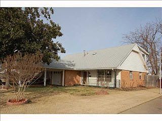 5th image of 4817 Newport Dr
