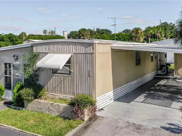 7022 El Conquistador St, Zephyrhills, FL 33541