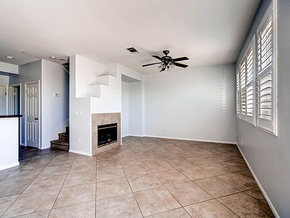 4th image of 1644 Sunnyside Ave
