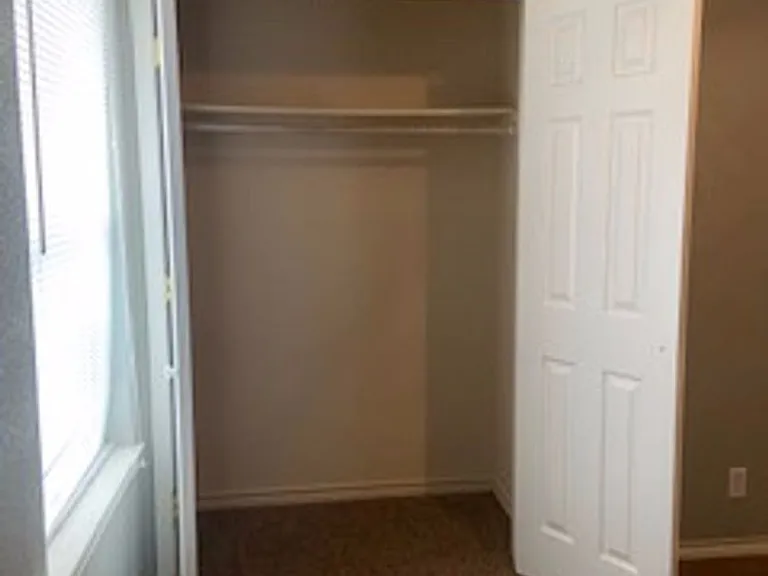 1350 Princeton St — Photo 12