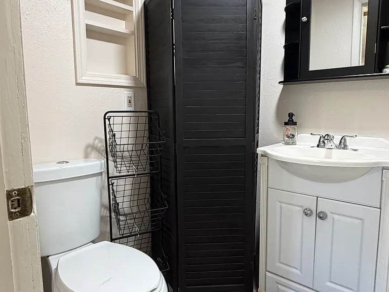 5547 Lee Dr — Photo 15