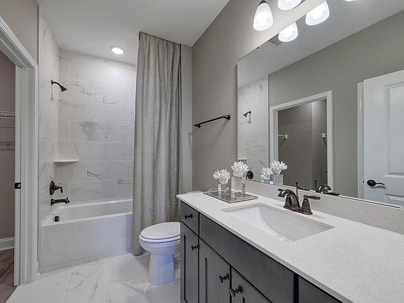 4th image of 384 River Edge Dr. Phase 3A Lot 352