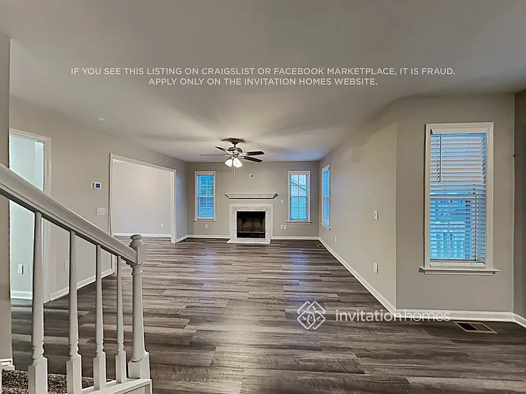 4428 Moss Spring Dr — Photo 4