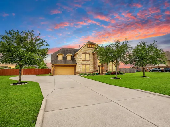4410 Clearwater Rd, Baytown, TX 77523