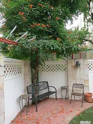 Rented by NYC Living Well Realty LLC | media 9