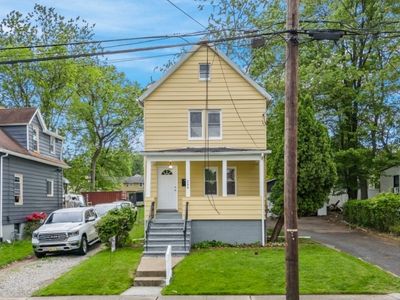208 E 8Th Ave, Roselle, NJ, 07203