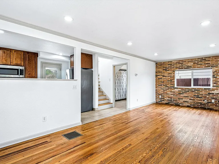 1740 W 52nd Ave — Photo 3