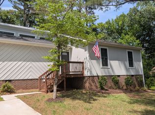 1204 Cedarhurst Dr, Sanford, NC 27332