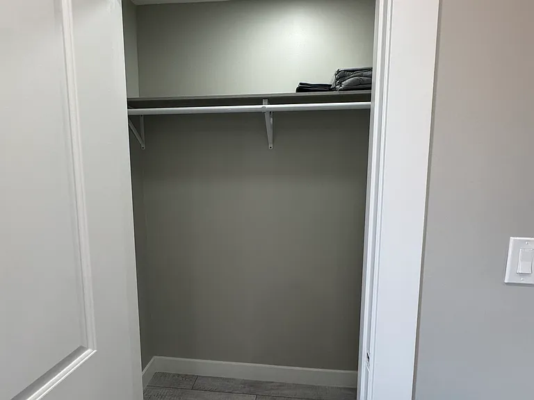 328 N Euclid Ave #C — Photo 7