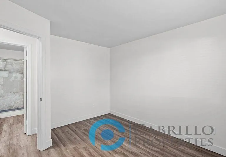 1016 Hornblend St #1 — Photo 21