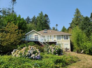 232 Boundary Bay Rd, Pt Roberts, WA 98281