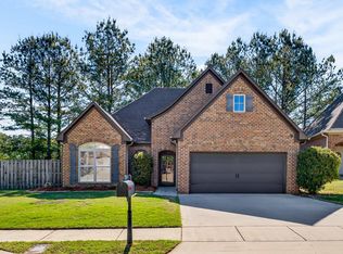 5933 Long View Ln, Trussville, AL 35173