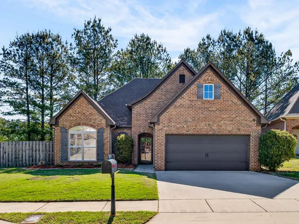 5933 Long View Ln, Trussville, AL 35173