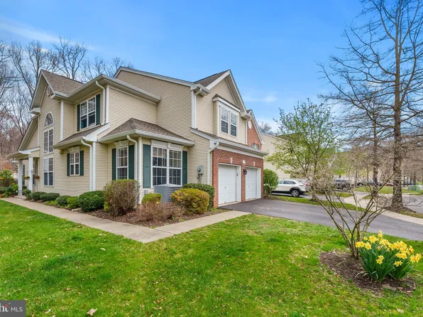 5 Tudor Way, Princeton Junction, NJ 08550