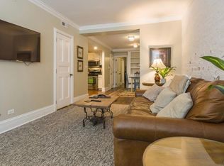 158 W Schiller St UNIT 1, Chicago, IL 60610