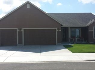 4825 N 6th St, Ridgefield, WA 98642