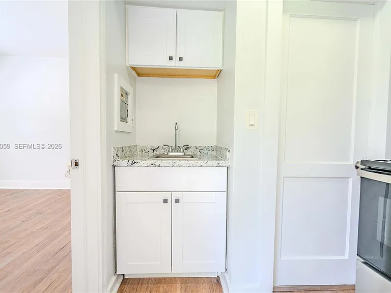 433 NE 82nd St #1 — Photo 7
