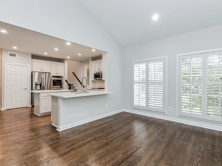 43179 Allenby Way — Photo 8