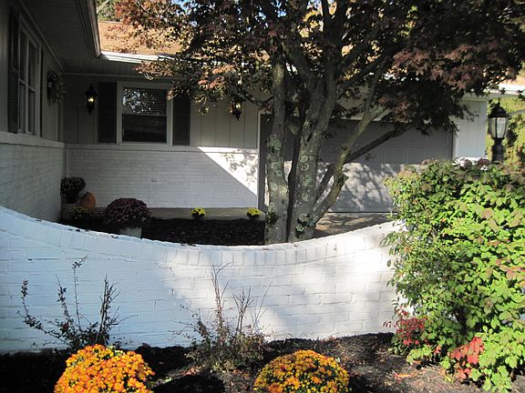 3rd image of 13469 Chessington Ct